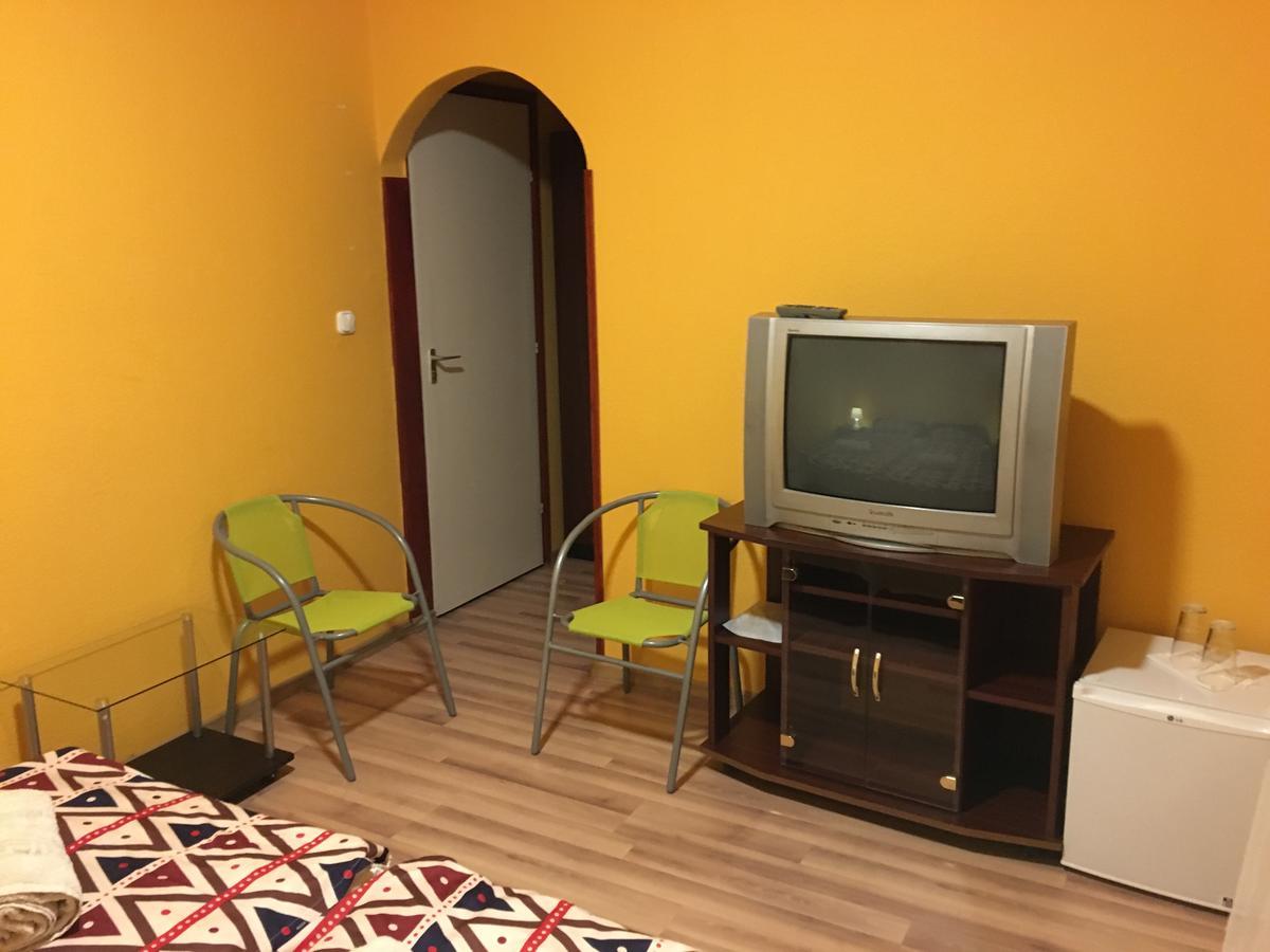 Palota Panzio Bed and Breakfast Βουδαπέστη Εξωτερικό φωτογραφία